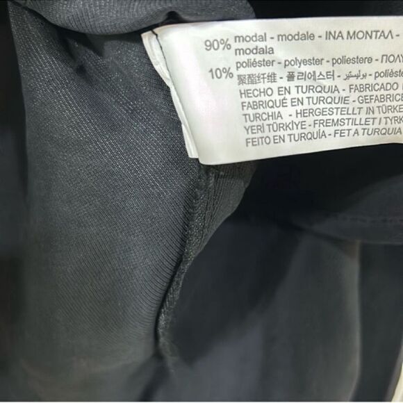 Zara Kids Girls Black Button Down
Shirt(Size 10Yrs) - Picture 3 of 6